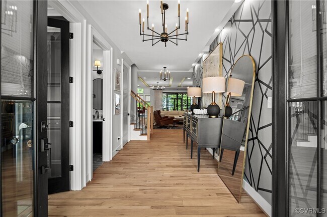 Foto del edificio - 3618 Graythorne Dr