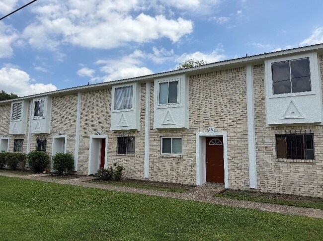 Foto del edificio - 8911 GSRI Ave