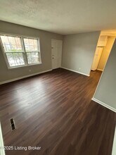 Building Photo - 2707 Riedling Dr