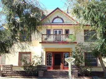 Foto del edificio - 563 N Marengo Ave