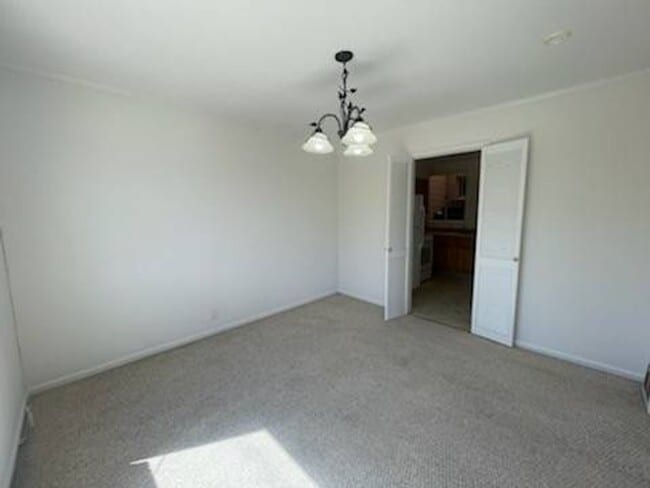 Building Photo - 3630