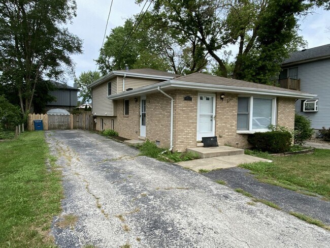 Building Photo - 4720 149th St