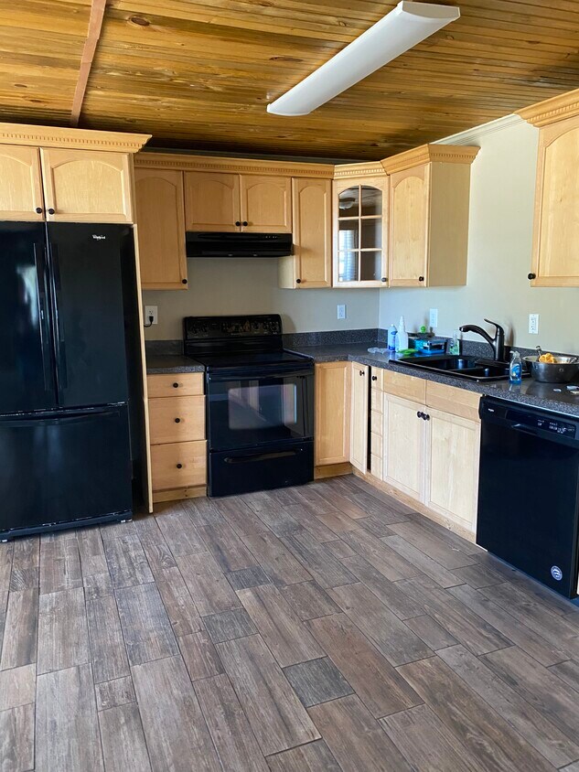 cocina - 400 N Plum St