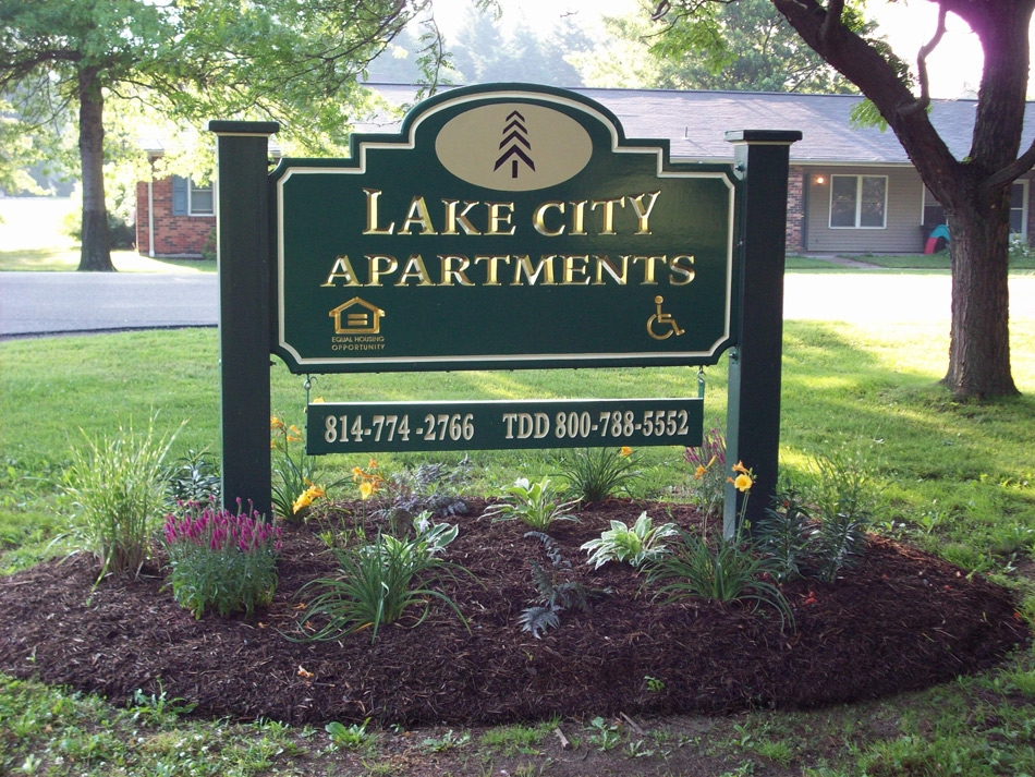 Foto principal - Lake City Apartments