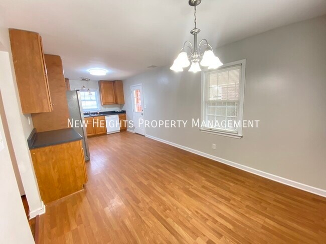Building Photo - 544 Hansford Dr