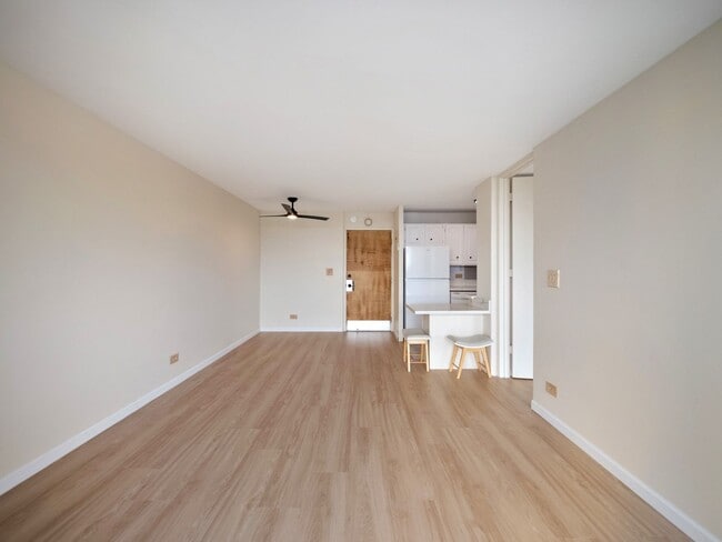 Building Photo - 775 Kinalau Pl