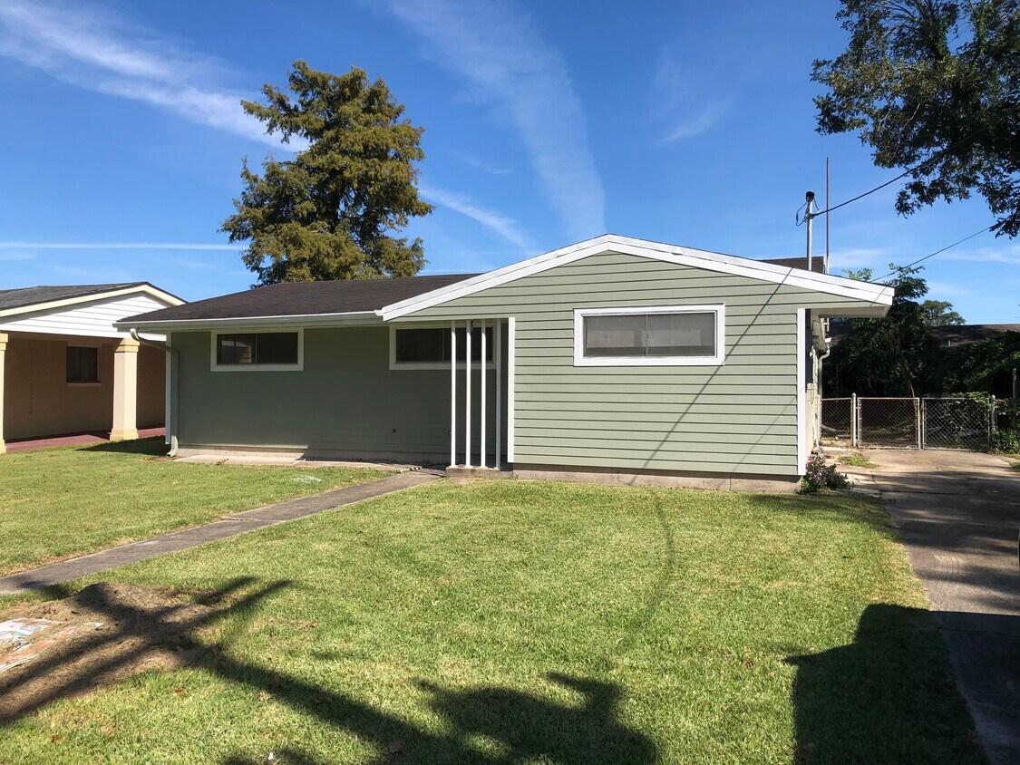 4527 Arthur Dr, New Orleans, LA 70127 House Rental in New Orleans, LA