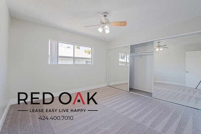 Building Photo - 151 Drake St