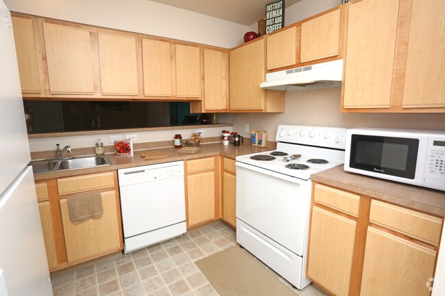 Interior Photo - Village at Bluegrass