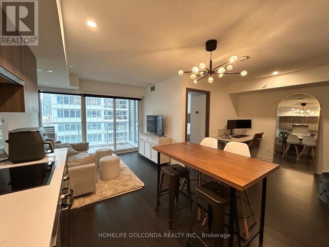 Photo du bâtiment - 19 Bathurst St