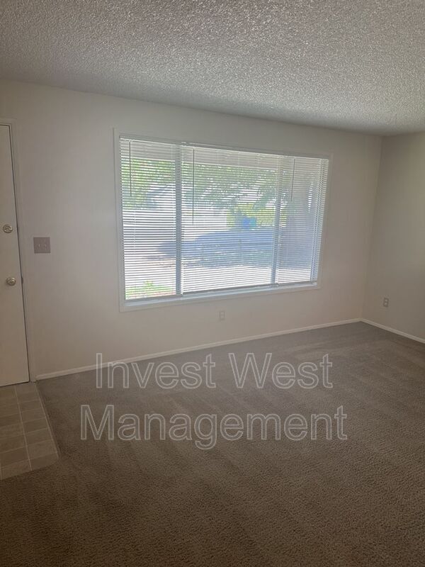 Foto del edificio - 15109 NE 6th St