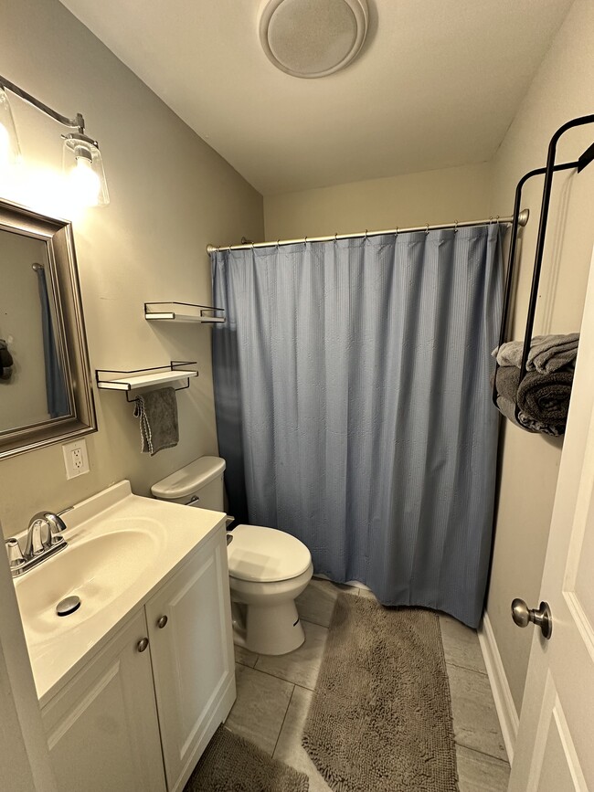 Foto del edificio - 1437 Norcova Ave