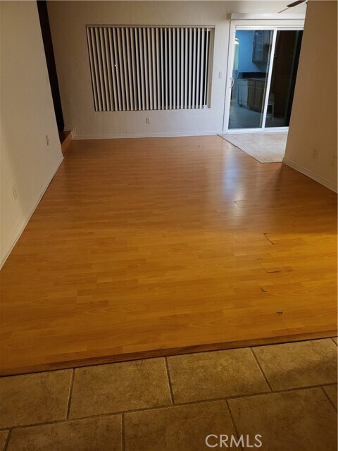 Building Photo - 1400 W Lambert Rd