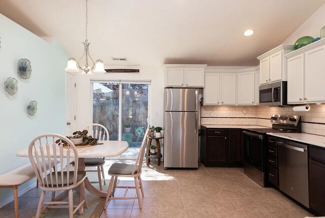 Foto del edificio - 2807 NE Spring Water Pl