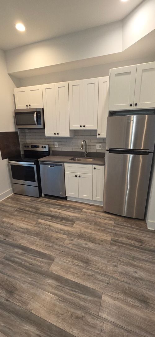 Photo - 126 6th St NE Apartment