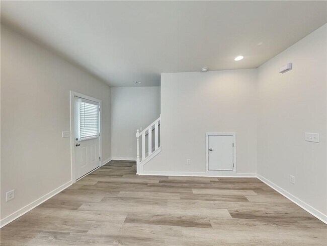 Foto del edificio - 410 Sunset Ave NW