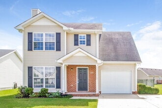 Building Photo - 1531 St Andrews Dr