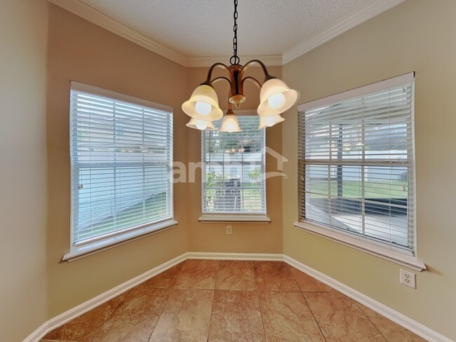 Building Photo - 6285 Pendragon Pl
