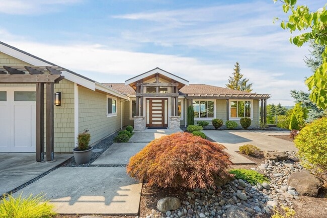 Building Photo - Lake Washington Views!