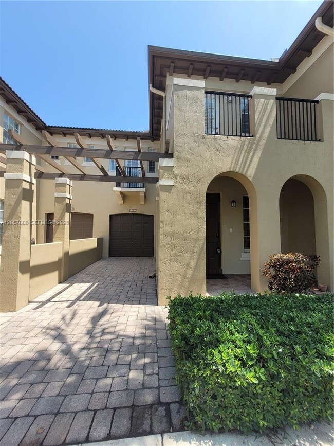Building Photo - 8707 Buckskin Manor