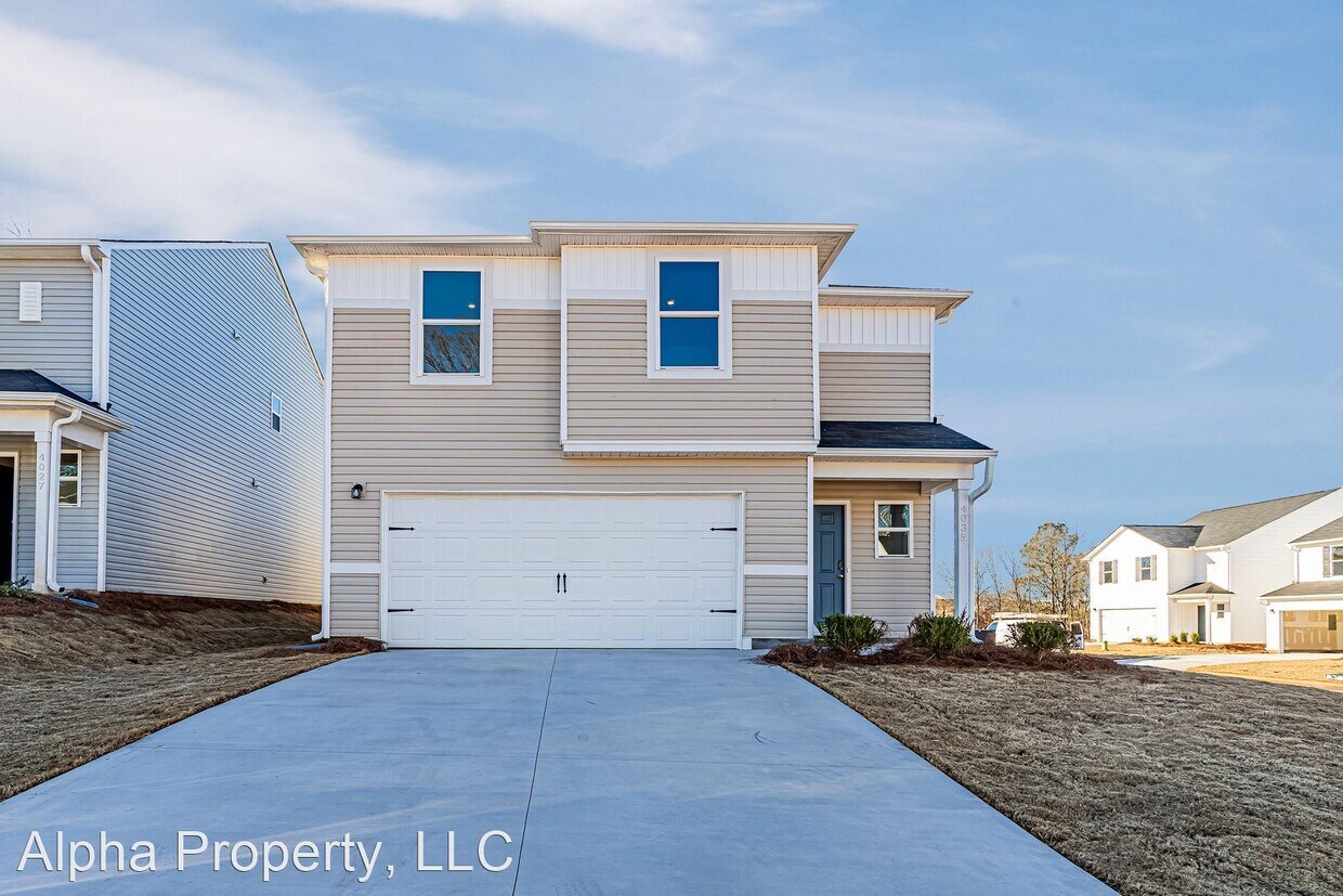 Primary Photo - 4 br, 2.5 bath House - 4035 Garrison Ln