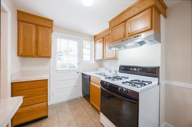 Kitchen view 2 - 356 Lexington St