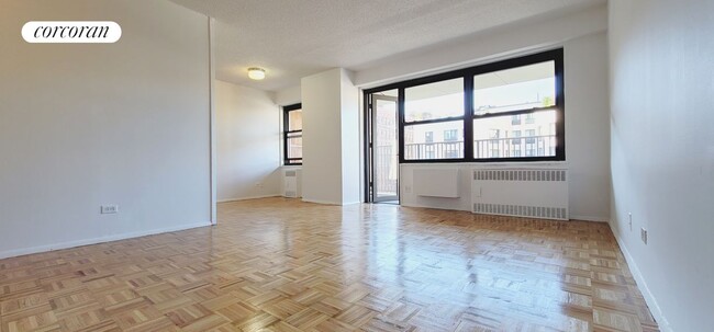 Building Photo - 175 W 90th St