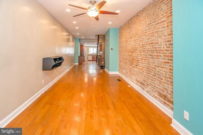 Foto del edificio - 3311 O'Donnell St