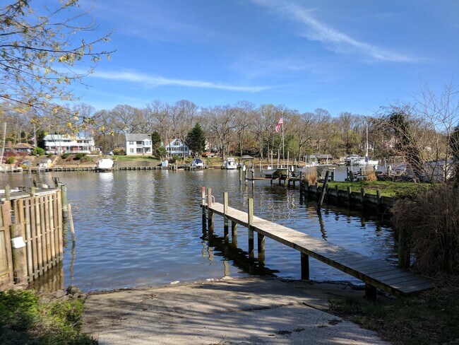 Unobstructed water views - 493 Riverside Dr