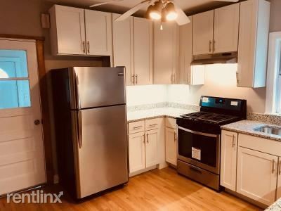 Foto del edificio - 5042 W Winnemac Ave