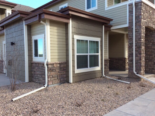 Building Photo - 3838 Steelhead St