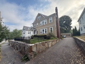 Building Photo - 92 Central Ave