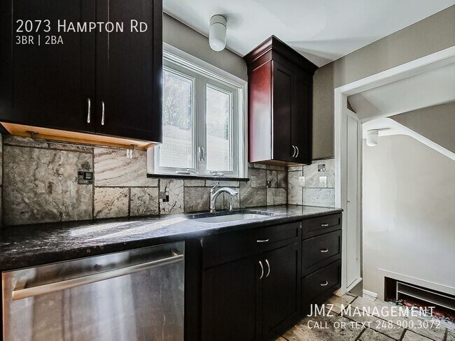 Foto del edificio - 2073 Hampton Rd