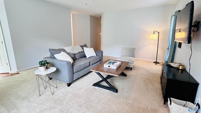 Foto del edificio - 407 River Bend Dr SW