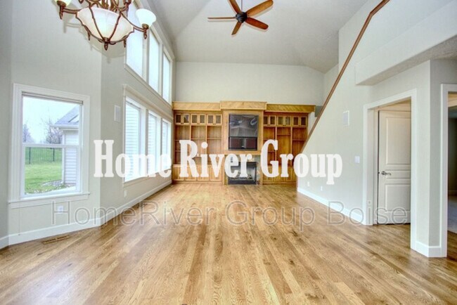 Building Photo - 1212 S Island Glenn Way