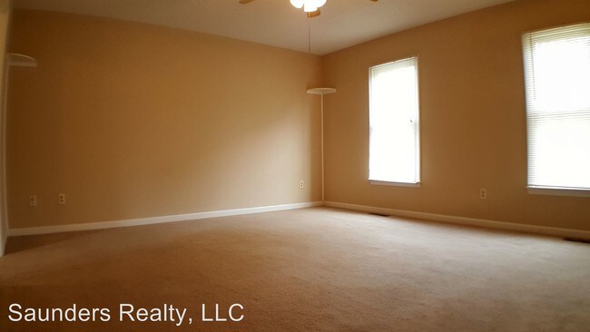 Building Photo - 3 br, 2 bath House - 1460 Benbow St
