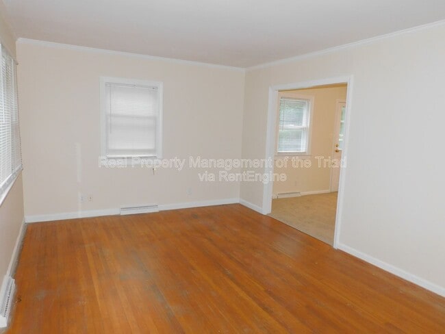 Building Photo - 3407 Derby Pl