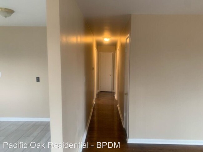 Building Photo - 3 br, 2 bath House - 1921 West 10th St
