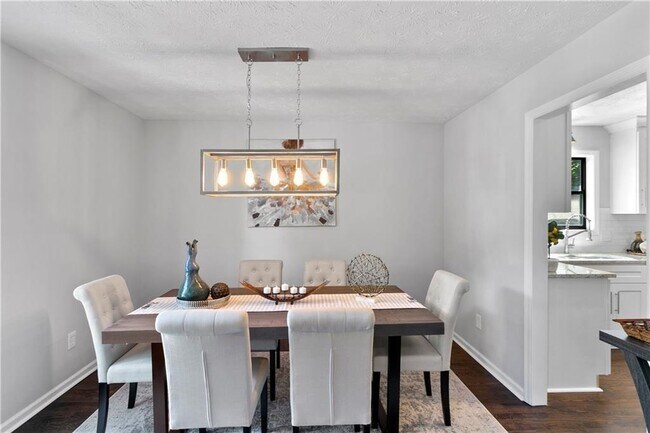 Foto del edificio - 4186 Nashoba Dr NE