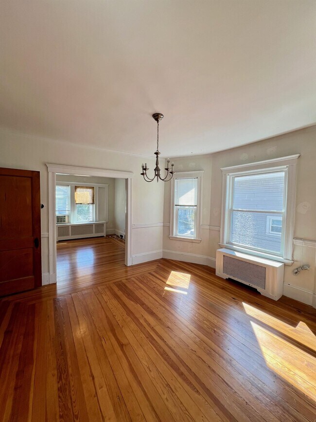 Foto del edificio - 16 Alexander Ave