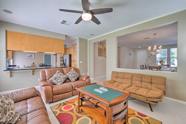 Building Photo - 264 Ridgeview Dr