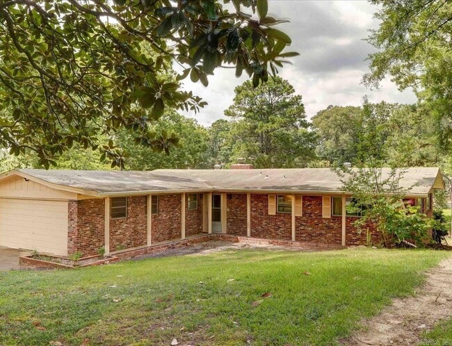 Building Photo - 202 Little John Trail