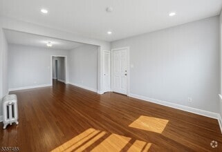 Building Photo - 148 Columbia Ave