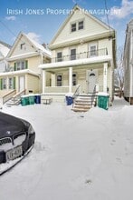 Building Photo - 105 Howell St