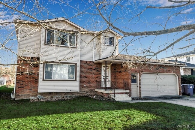 Building Photo - 155 Grandview Dr