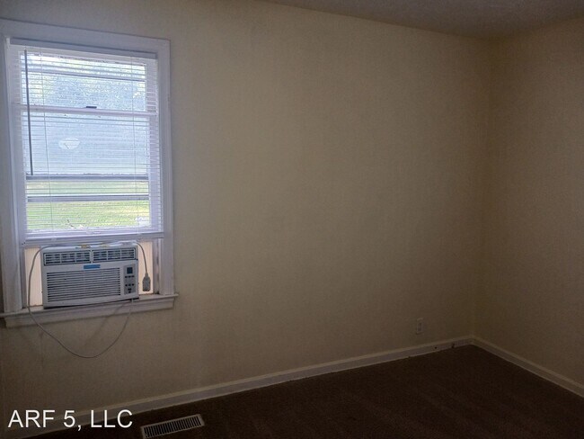 Foto del edificio - 2 br, 1 bath House - 6220 Minnesota Avenue