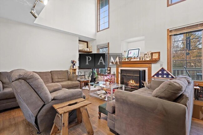 Foto del edificio - 3209 S Ridge Crest Ct