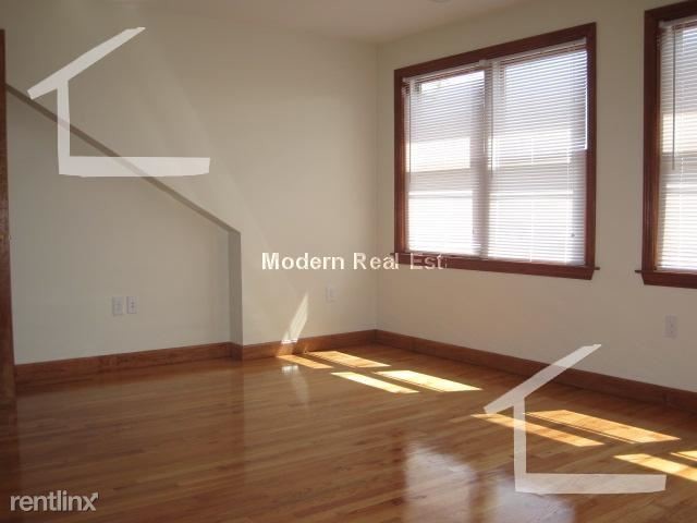 Foto del edificio - 4 br, 2 bath House - 102A Allston St