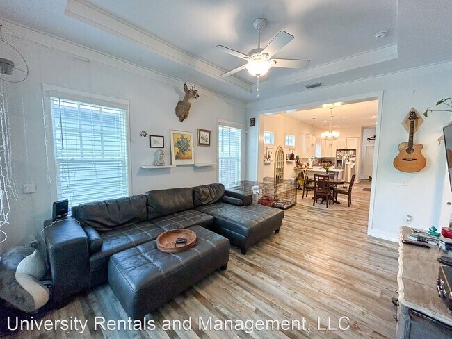 Foto del edificio - 3 br, 2 bath House - 409 NW 2nd Street