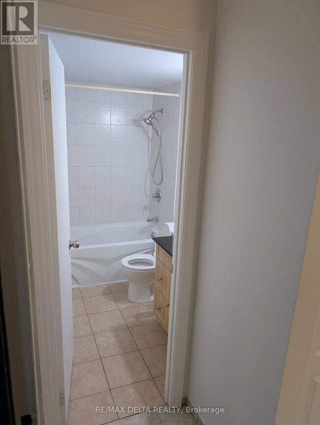 Building Photo - 2044 Arrowsmith Dr